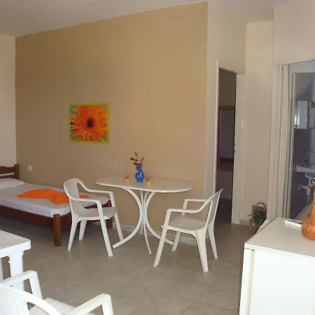 Zachariou Ii Apartment