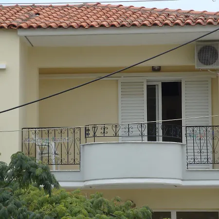 Zachariou Ii Apartment
